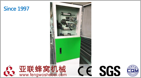 2-紙芯涂膠機600.jpg